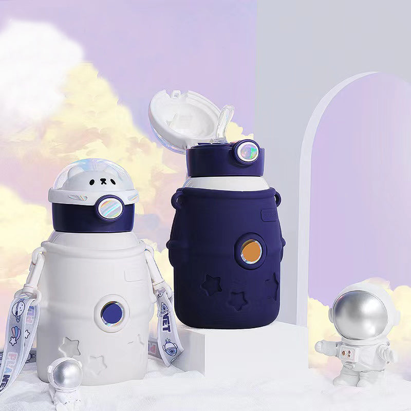 【016】500ML Astronaut Kawaii Kettle Straw Water Cup Summer Large Capacity Plastic Straw Drinking Cup Cute Children Water Bottle