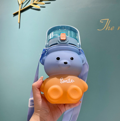 030【BPA FREE】1000ML/1400ML Gradient color Frosted Kawaii Bear Water Bottle Cute Cup